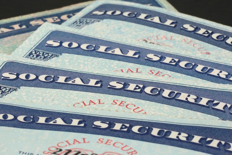 Potential Social Security cut of $17,000 would surprise most couples, survey finds